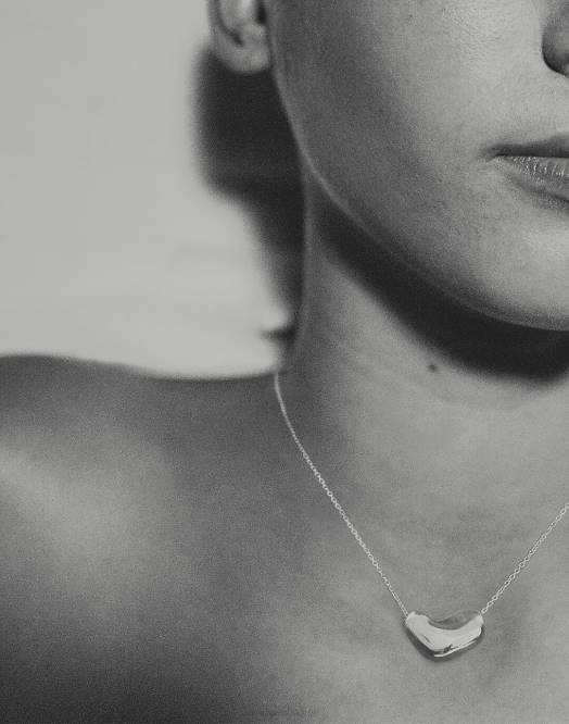 Madewell smykker gull kvinner agmes skulpturert hjerteanheng 260F1176