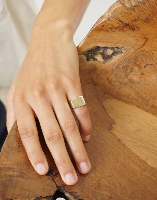 Madewell smykker gull kvinner charlotte cauwe studio delikat signetring 260F1377